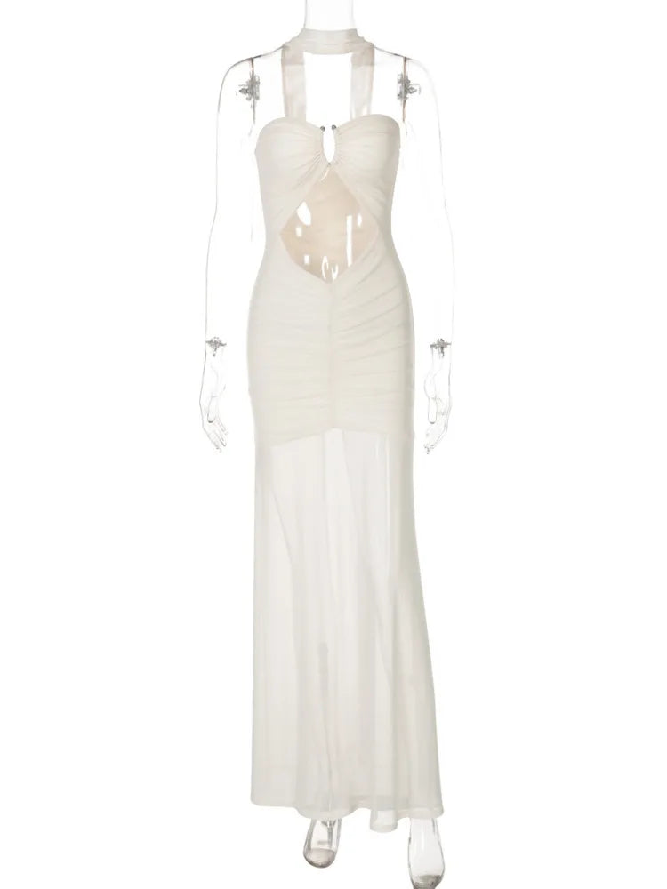 שמלת מקסי סטרפלס כיווצים בעיצוב פתח ורשת בעיטור אבזם וצעיף תואם - טולום