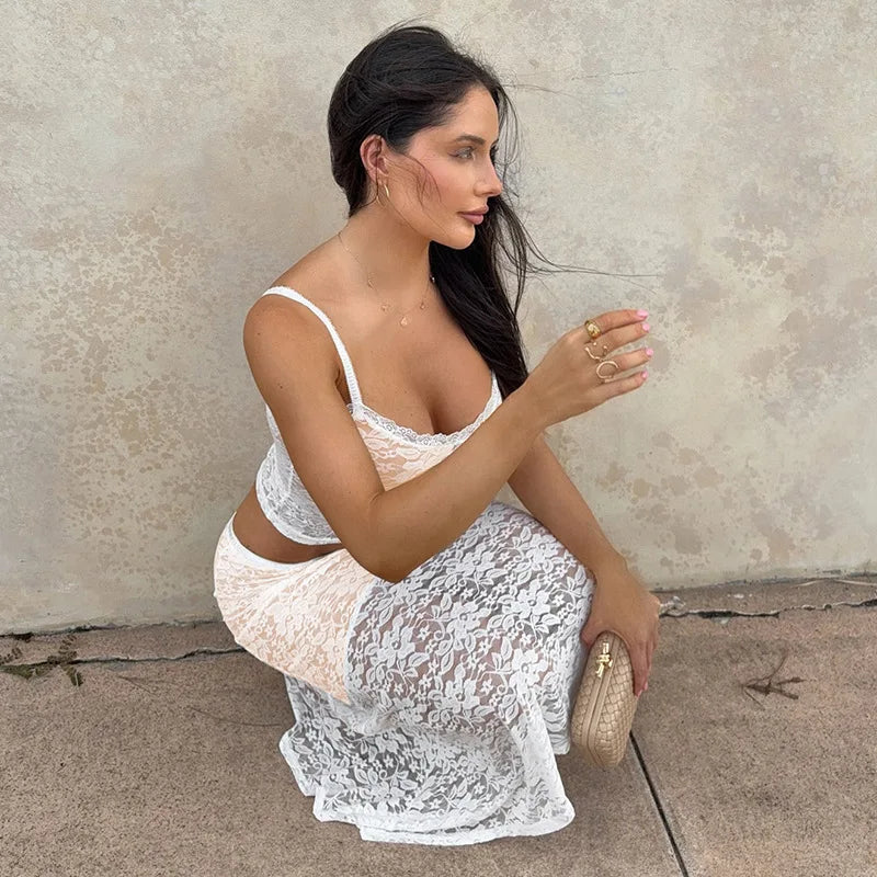 סט תחרה שני חלקים טופ גופיה וחצאית מידי - משי