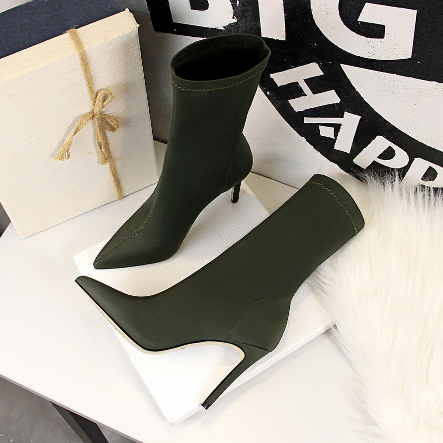 Silk Pointed Heel Boots - Chloé