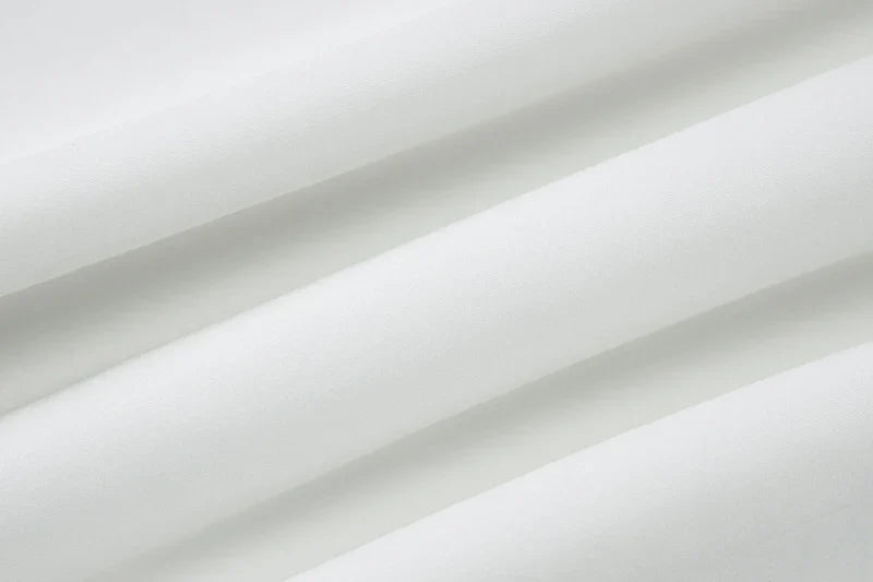 שמלת מיני סאטן כתפיים חשופות שרוולי תחרה - AMALIA