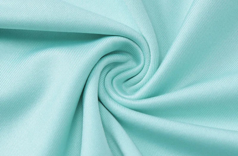 שמלת מקסי צמודה בעיצוב פתחים ופרפרים - butterfly