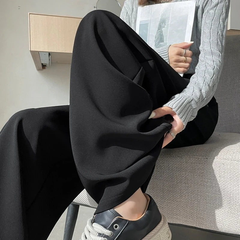 High-waisted tailored pants in a LOOSE design