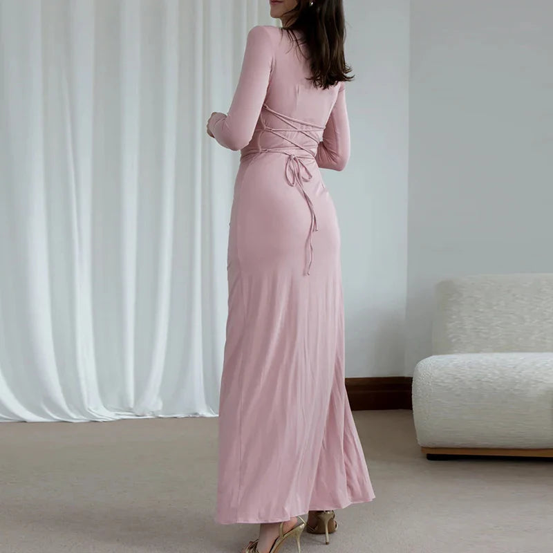 שמלת מקסי צנועה אלגנטית בעיצוב שסע כיווצים וקשירה בגב להצמדה במותן - הודיה