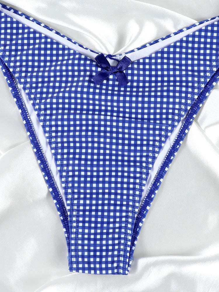 בגדי ים ביקיני במגוון דוגמאות קיציות - ננסי