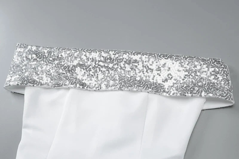 שמלת מיני בגזרת A כתפיים חשופות בעיטור פאייטים - לוריאן