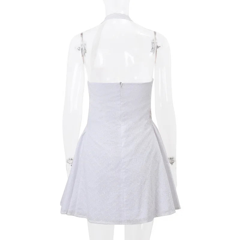 שמלת מיני שיפלי בגזרת A בעיטור איקסים בחזרה - Iliana