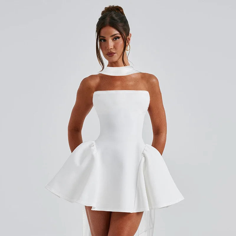 שמלת מיני סטרפלס בגזרת A בעיטור צעיף תואם - Amelie