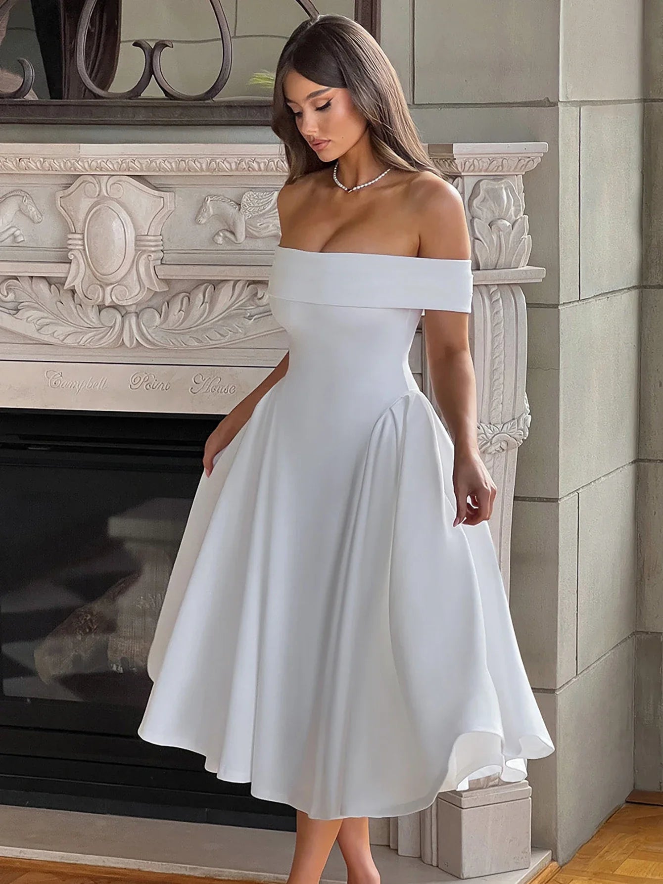 שמלת מידי בגזרת A כתפיים חשופות - רונאל