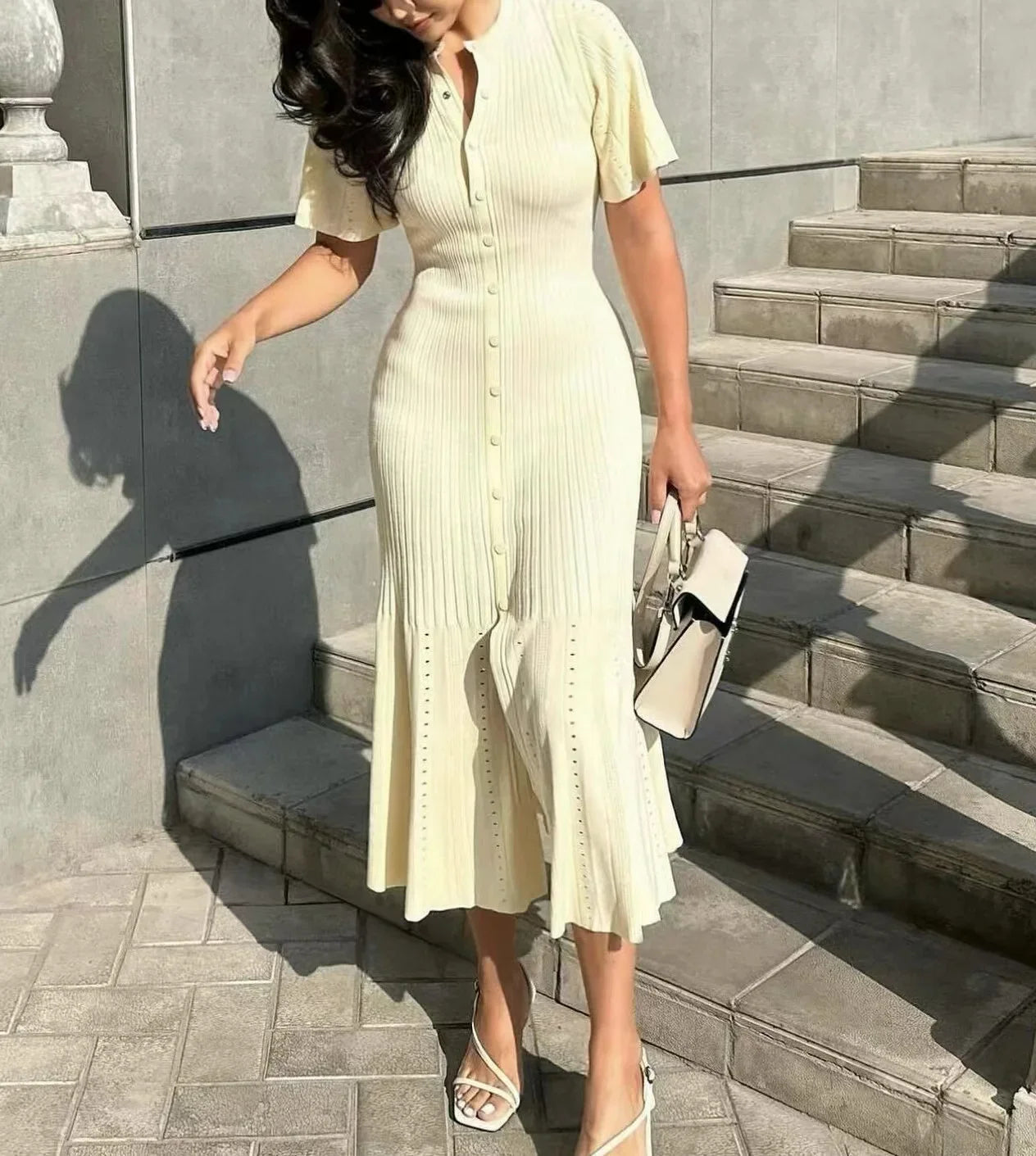 שמלת מידי סרוגה בעיצוב וינטג' צרפתי - מימי