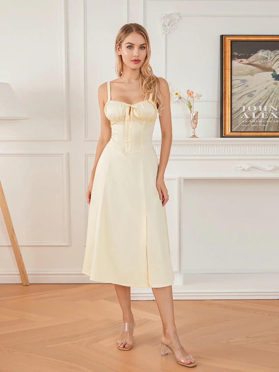 שמלת מידי קיצית בעיצוב כפרי בעיטור שסע - אלדורי