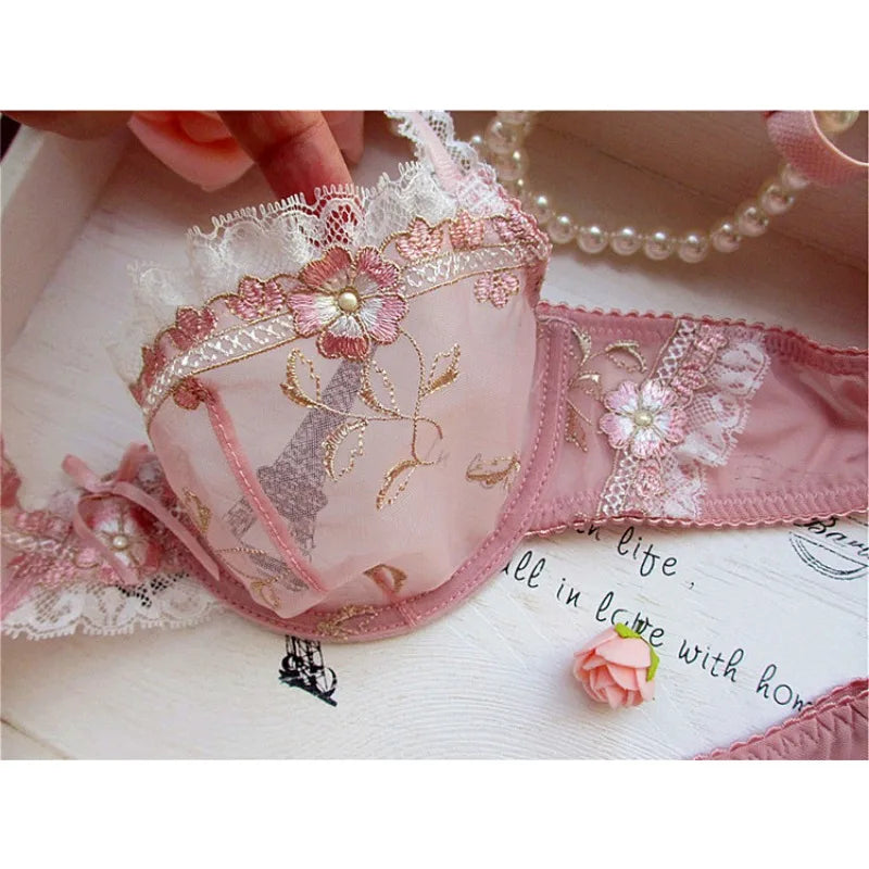 סט בעיצוב שקוף בעיטור רקמת פרחים ותחרה - Presley