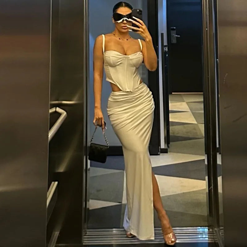 סט שני חלקים מבריק קרופ טופ מחוך וחצאית מקסי שסע עמוק - אריאן