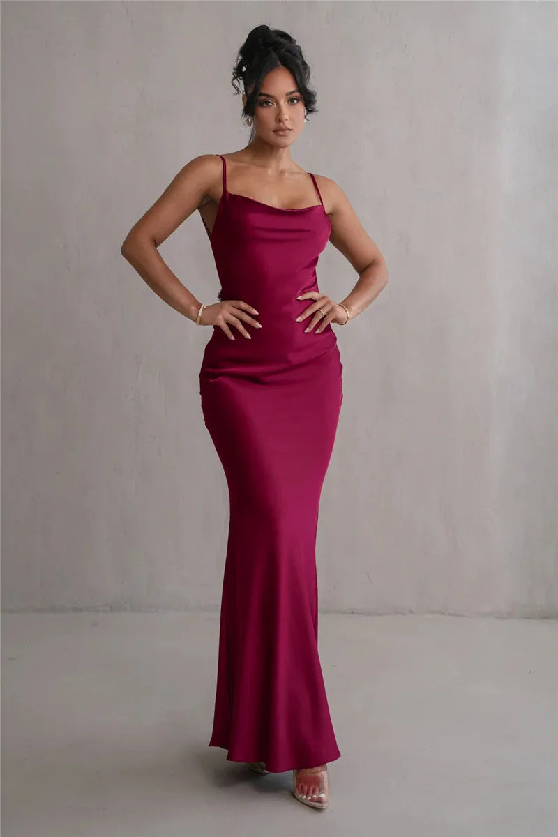 שמלת מקסי סאטן בעיטור רצועות פרחים בגב - ולנסיה