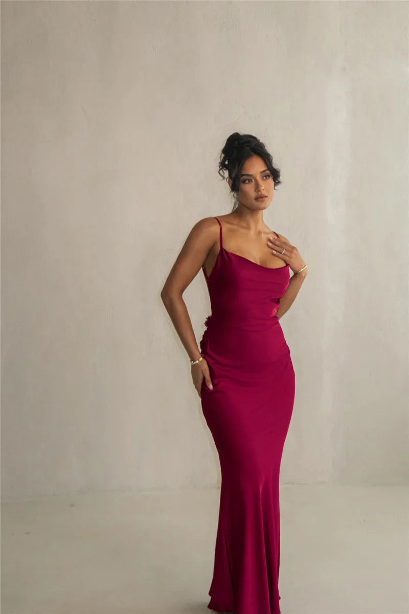 שמלת מקסי סאטן בעיטור רצועות פרחים בגב - ולנסיה