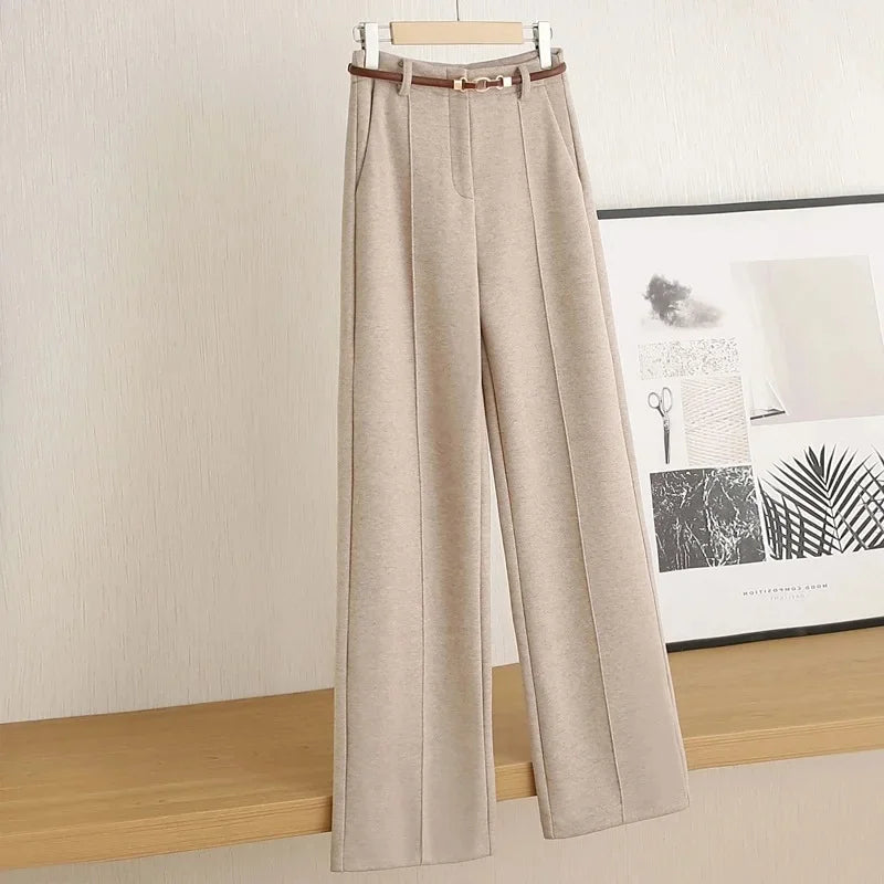 Tailored wool pants with elegant belt decoration