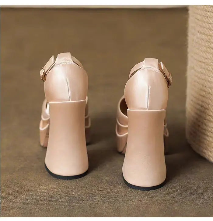 נעלי עקב סגורות בד משי - סאן