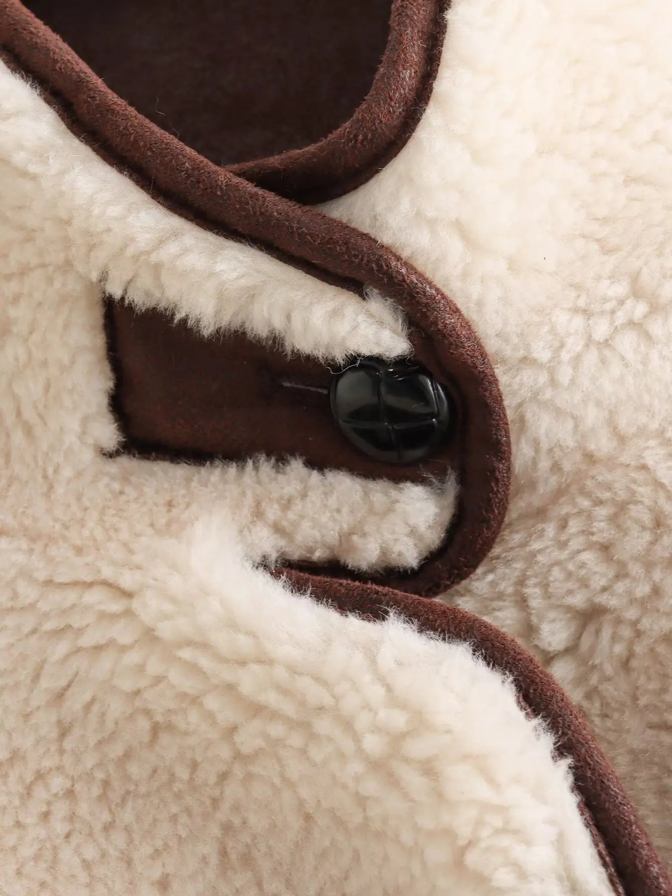 מעיל פרווה סגירת כפתורים - פריס