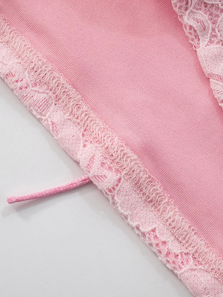 שמלת מיני סאטן בעיטור תחרה - יובליה