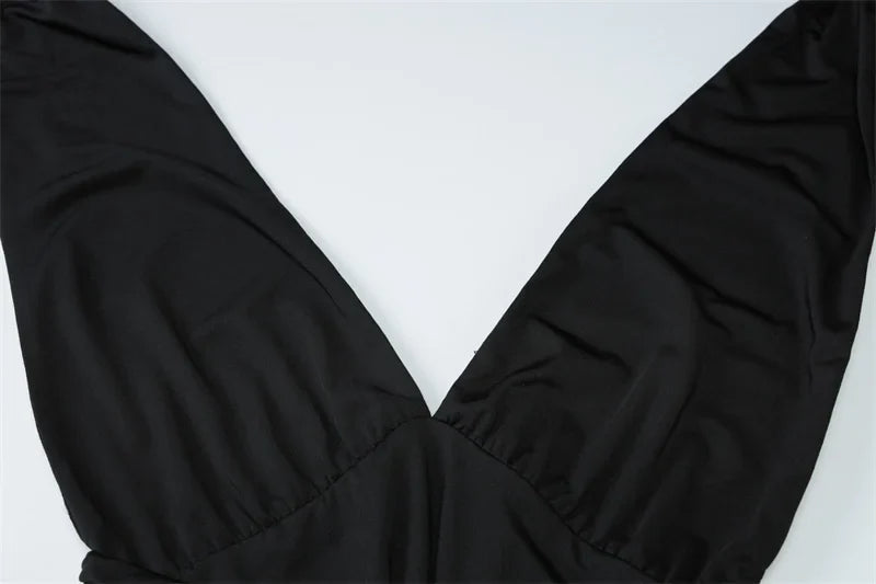 שמלת מידי אסימטרית קשירה בצוואר גב פתוח בעיטור אבזם - ליאון