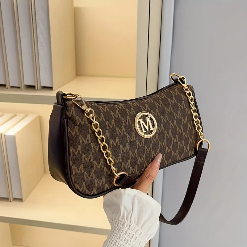 Handbag with M design