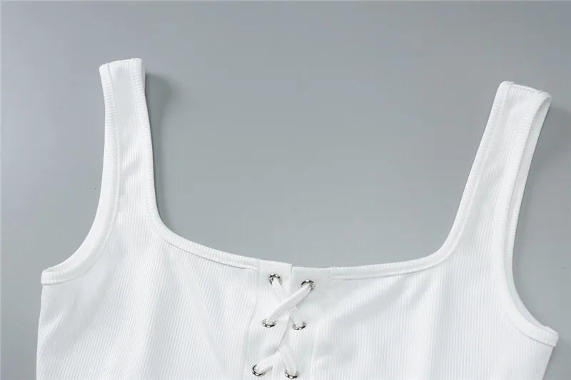 סט שני חלקים טופ קשירה וטייץ שלושת רבעי - נדיה