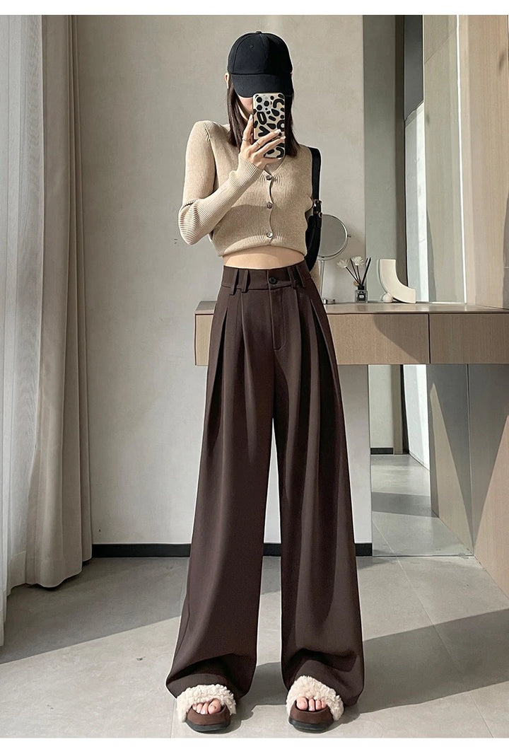 High-waisted tailored pants in a LOOSE design