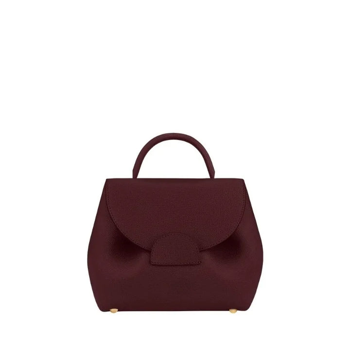 Leather bag with classic design