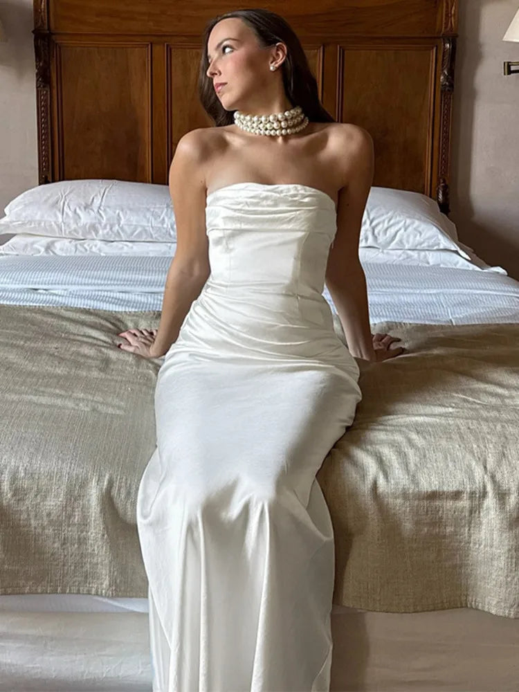 שמלת מקסי סטרפלס בעיצוב קיפולים - נסיה