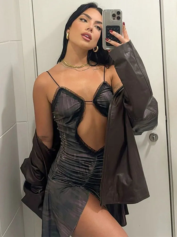 שמלת מיני מלמלה בעיצוב פתח גב פתוח - טייט