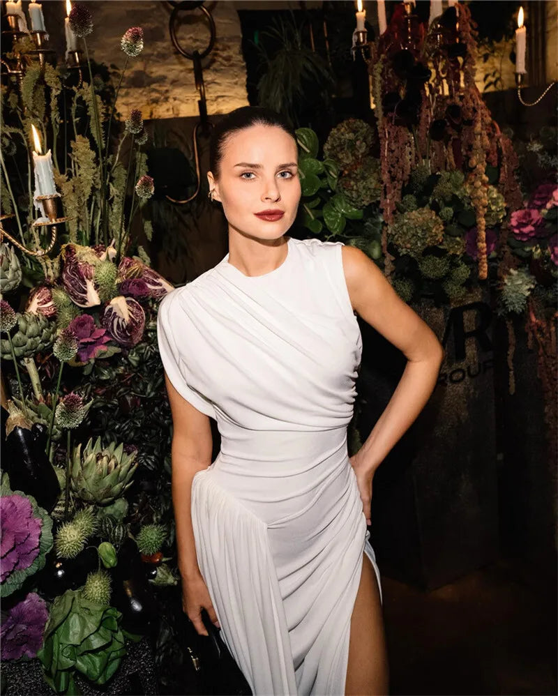 שמלת מקסי קיפולים בעיצוב שסע - אייז'ה