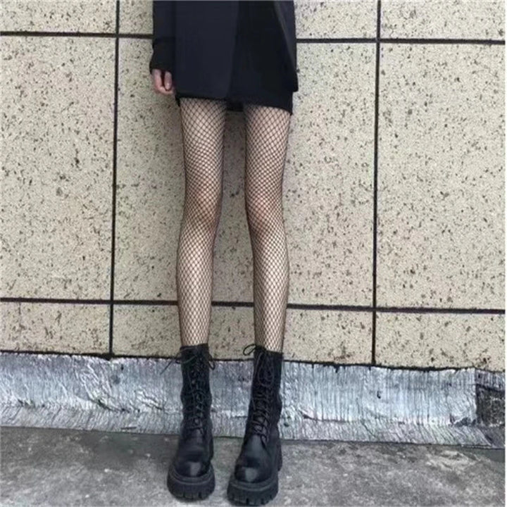 Tights in a variety of textures and shades: lace / hearts / bows / butterflies / mesh / sequins / stars