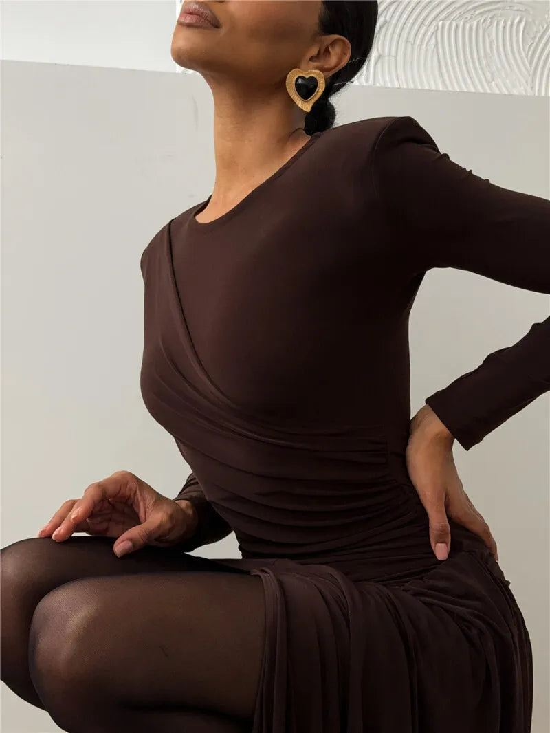 שמלת מיני כיווצים בעיטו שובל אסימטרי - Kamryn