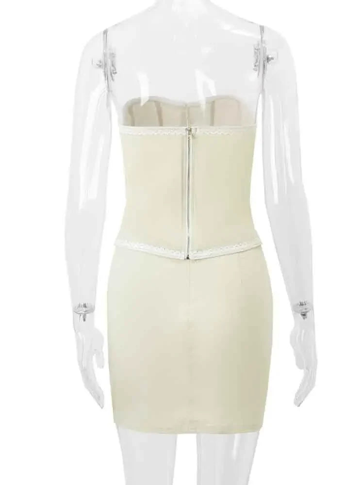 סט שני חלקים מחוך סטרפלס סגירת סיכות וחצאית מיני צמודה - Belen