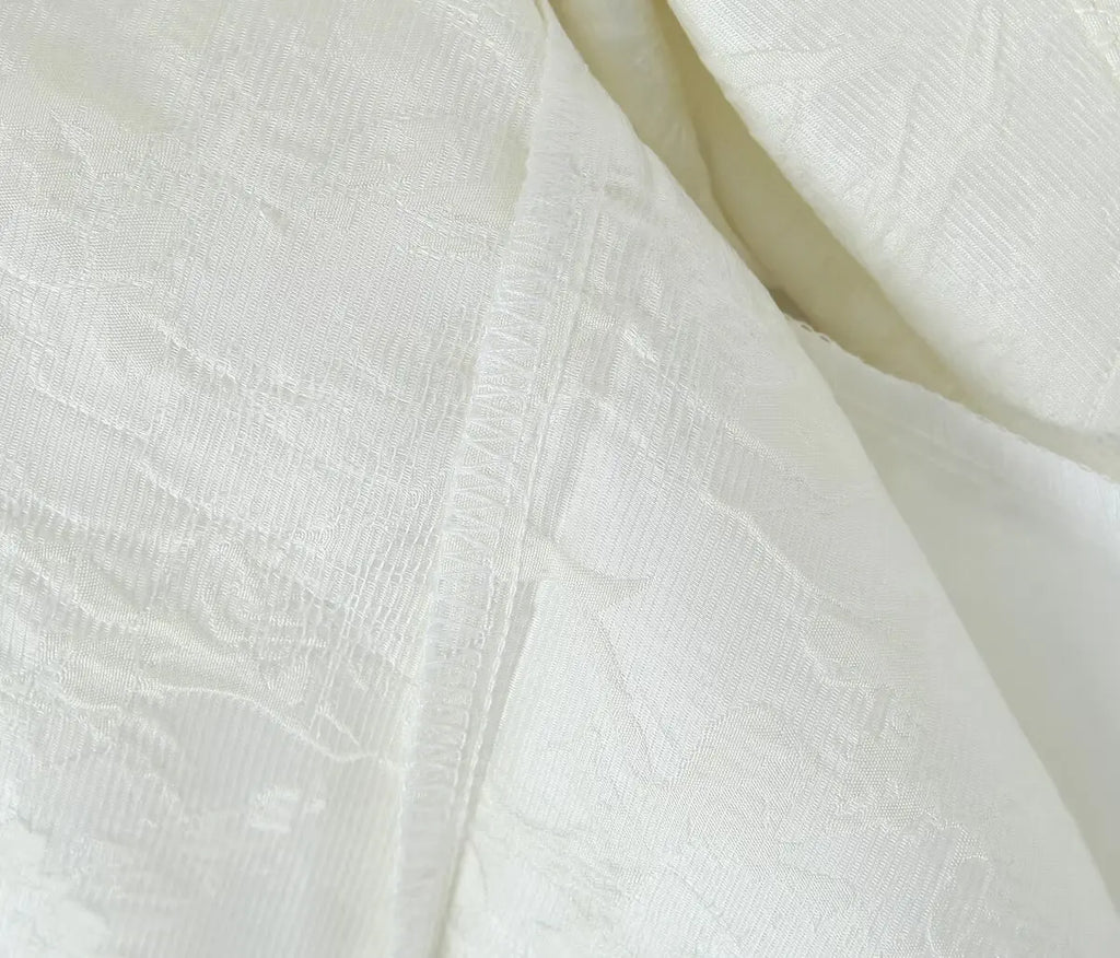 שמלת מיני בעיצוב רקמת איורי פרחים בעיטור תחרה - בלנקה