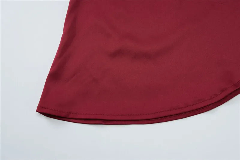 שמלת מקסי סאטן בעיצוב אסימטרי וליפוף בצוואר - אנג'לה