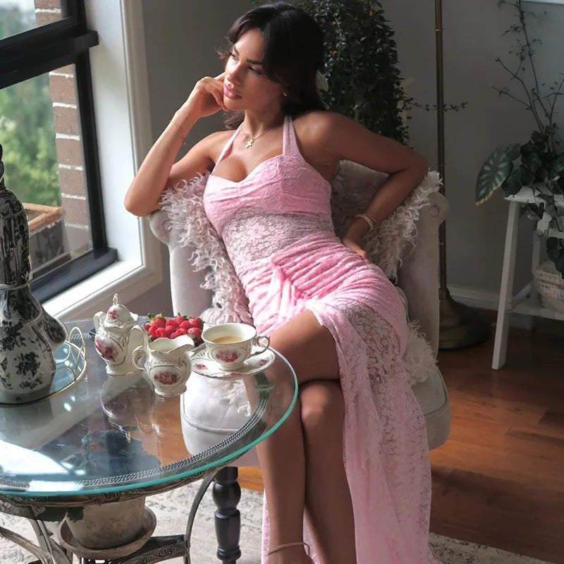 שמלת מקסי תחרה בעיצוב שסע בעיטור מלמלה - רוזלין