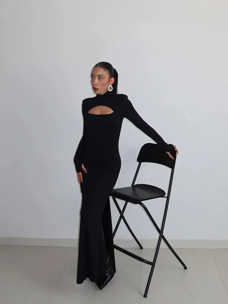 שמלת מקסי אלגנטית בעיצוב פתח בעיטור שסע וצווארון גולף - Eliana