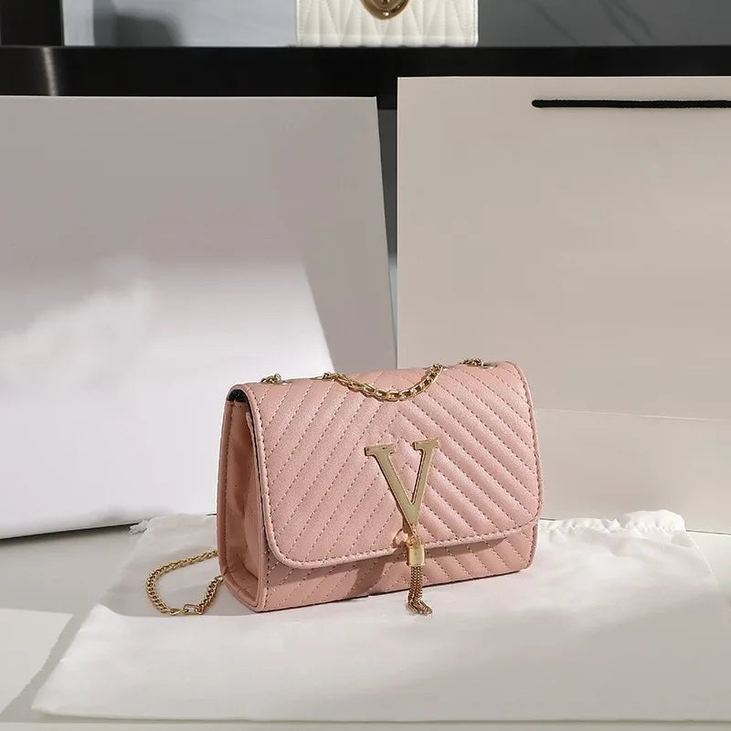 Faux leather bag with luxury design