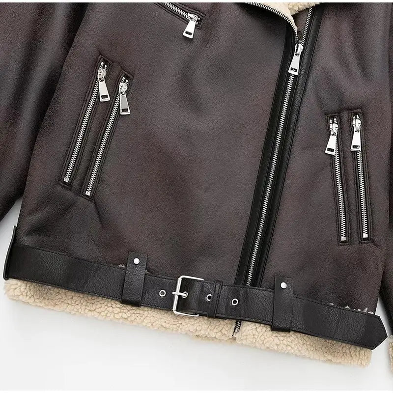 מעיל עור פרווה פנימית בעיצוב אוברסייז - קאיה