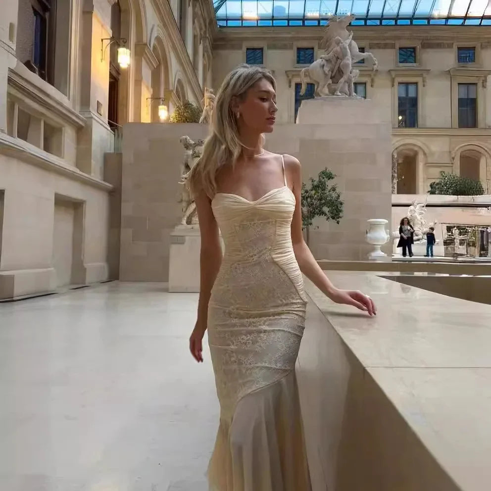 שמלת מקסי שיפון בעיטור תחרה - אריאנה