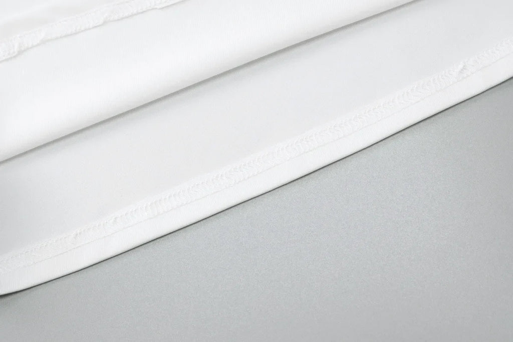 שמלת מקסי קולר בעיצוב פתחים וחישוקי זהב כתפיים חשופות - Alma