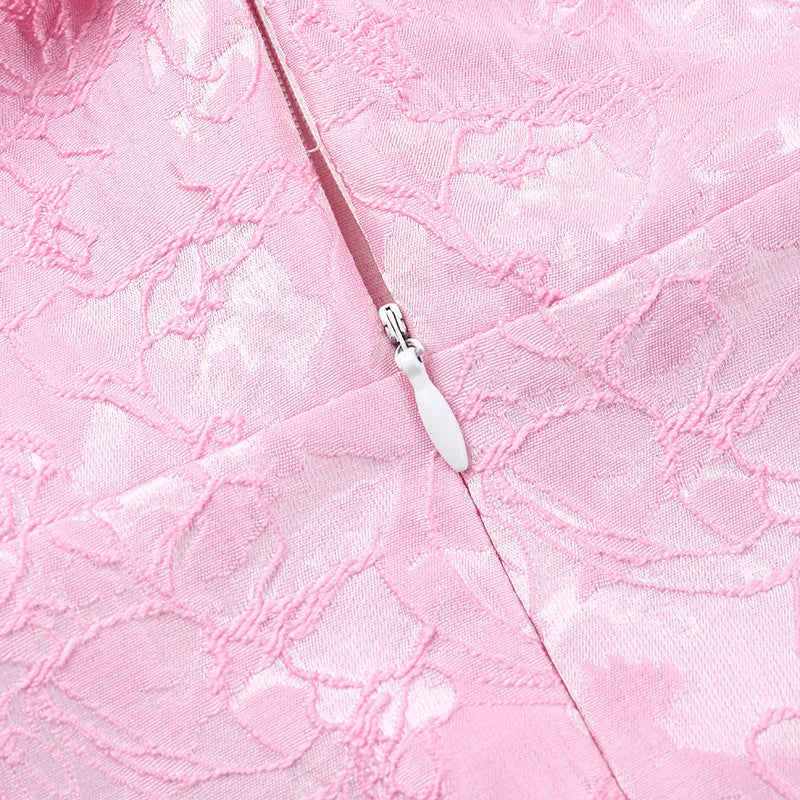 שמלת מיני בגזרת A בעיצוב פפיון בעיטור רקמת איורי פרחים - Lenora