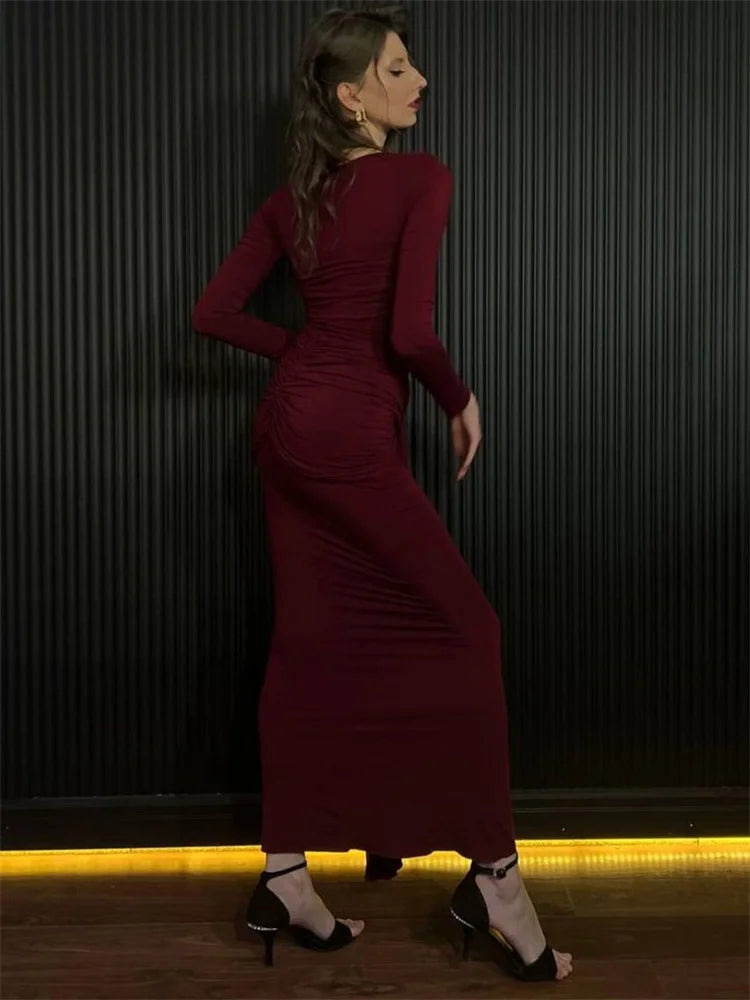 שמלת מקסי צנועה בעיצוב כיווצים וקשירה - נאהב