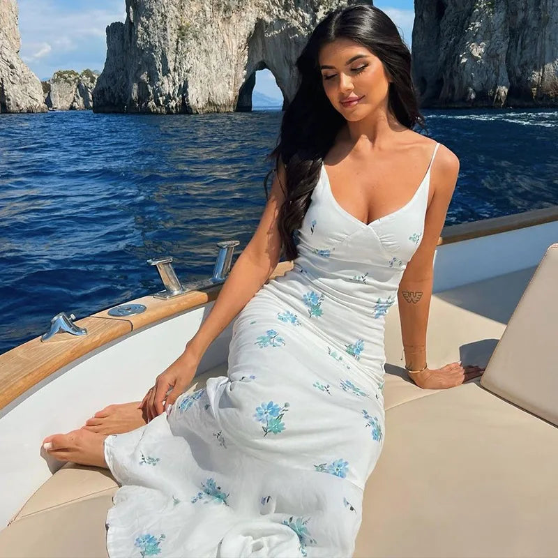 42895152578735|42895152611503|42895152644271