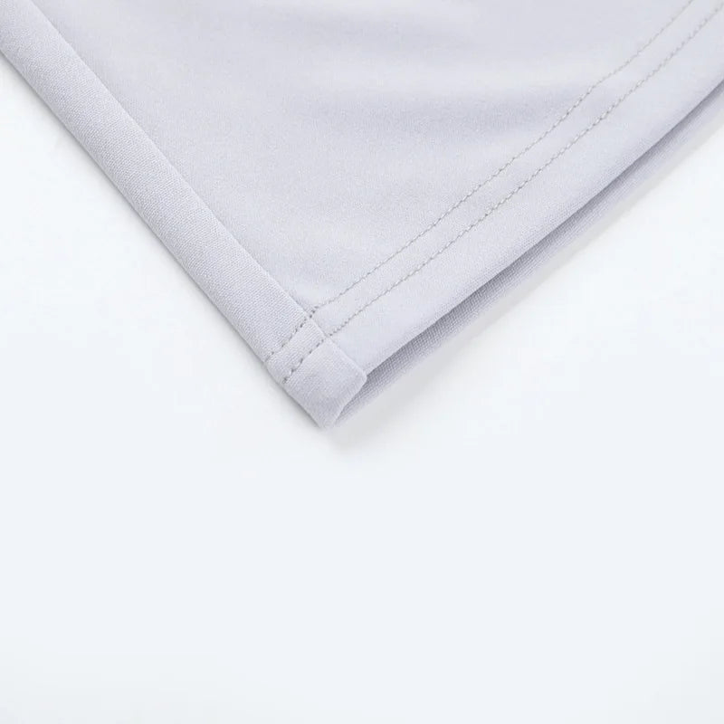 שמלת מיני מחויטת בגזרת A בעיצוב מחשוף - נעמי