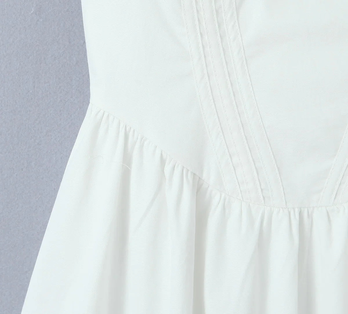 שמלת מידי בגזרת A בעיטור שסע - Paloma