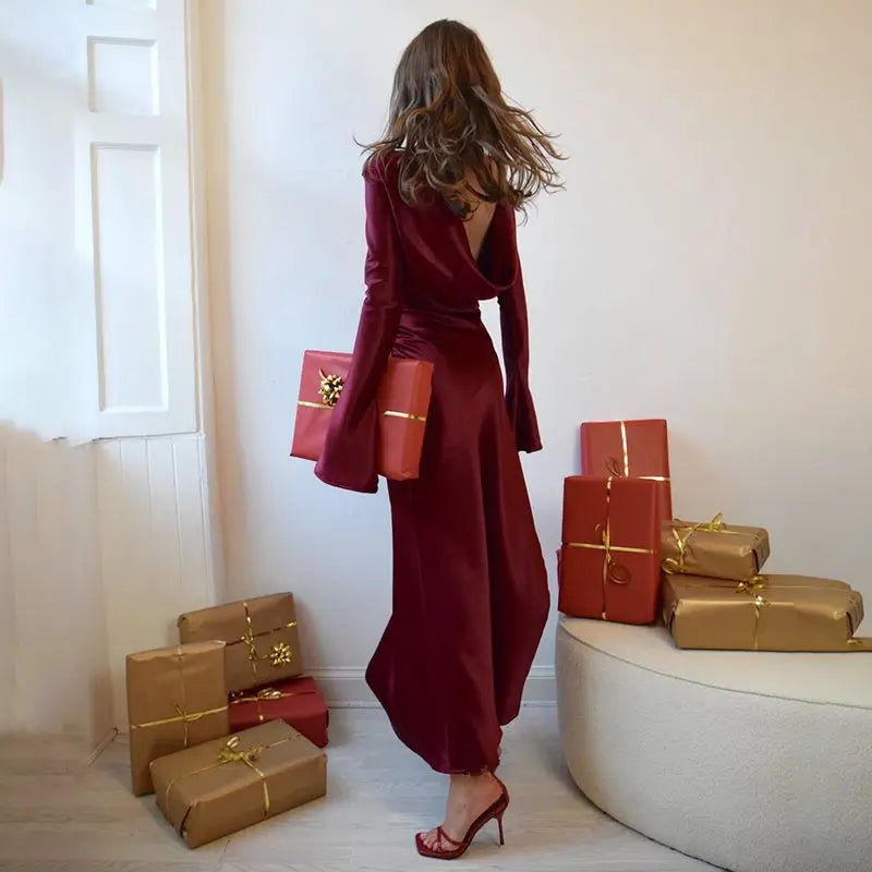 שמלת ערב מקסי סאטן גב פתוח בשילוב שסע ושרוולי פעמון  - מריאן