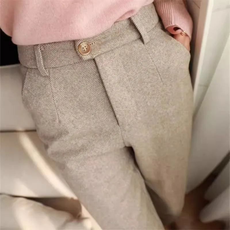 Pencil-cut wool pants