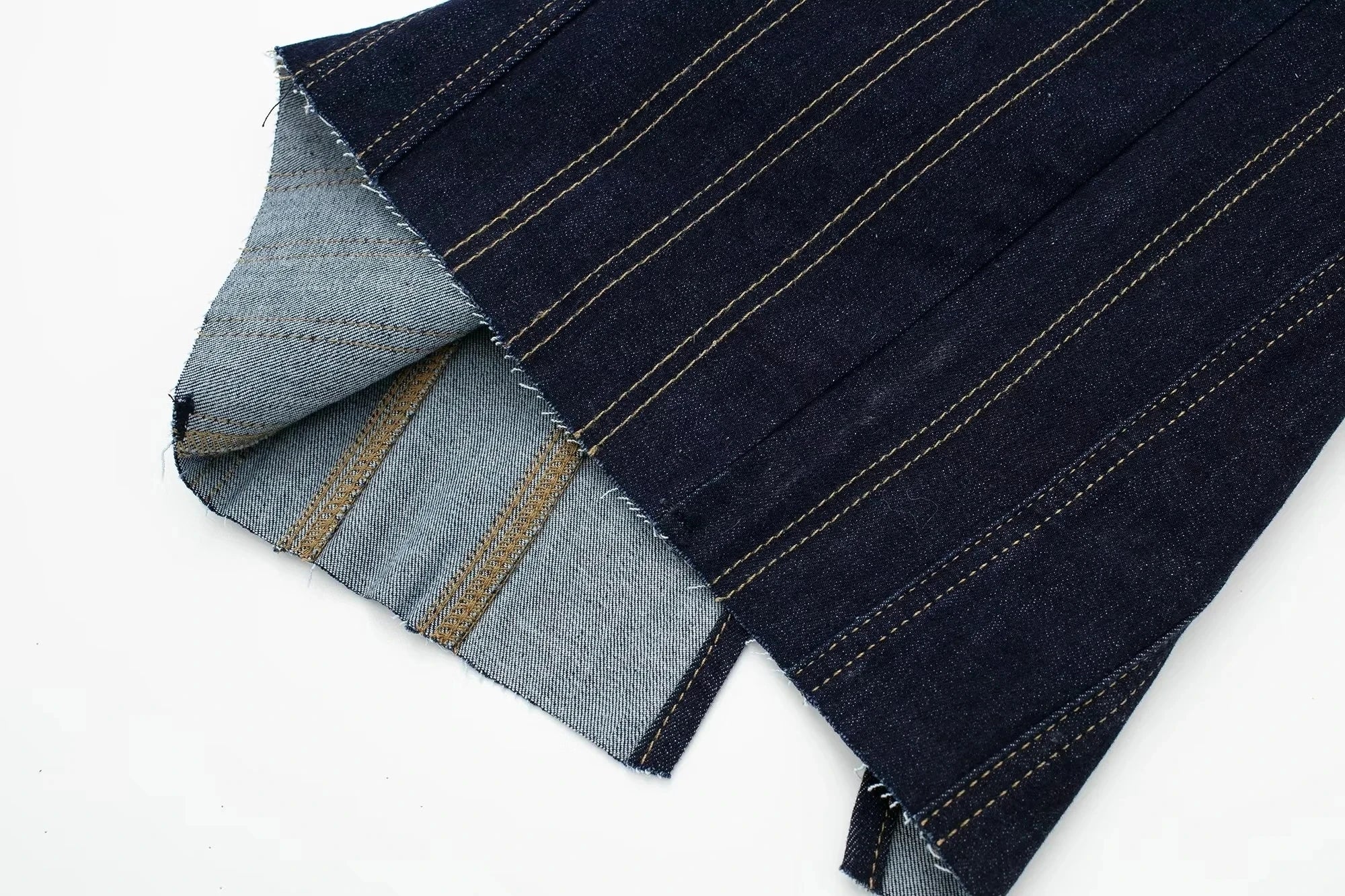 שמלת סטרפלס ג'ינס מקסי צמודה בעיצוב פסים - רוני לי