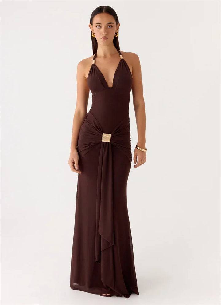 Maxi dress with a buckle design and open back - Tzahala